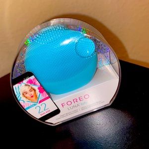 Foreo Luna Facial Cleansing Brush